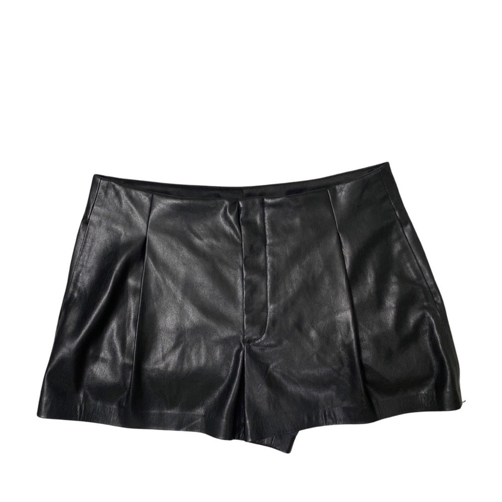 Alice + Olivia Steffie Vegan Leather Shorts Black Size 14 NWT - Picture 6 of 11